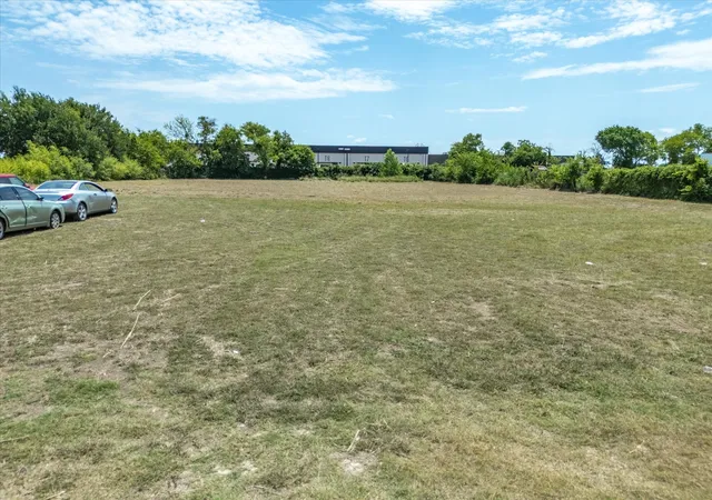 Photo 3 of Sale Pending at 2600 Hullette Ave, Lancaster, TX 75134 | MLS# 20998347 | Listing updated on 2026-07-16