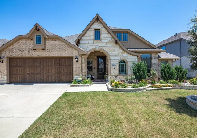 1st image of 1104 Canterbury Ln, Forney, TX 75126 | MLS# 20998926