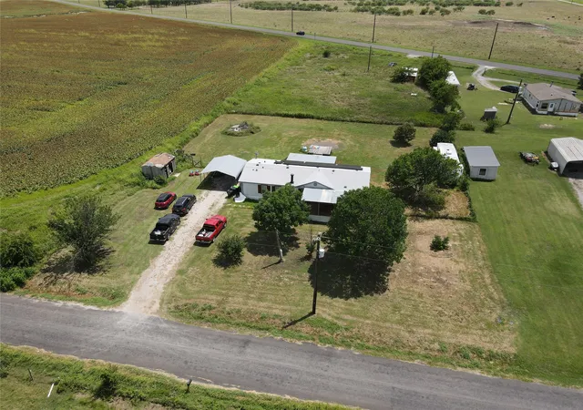 Photo 2 of Manufactured home for sale at 15962 Fritcher Rd, Pilot Point, TX 76258 | MLS# 20999322 | Listing updated on 2026-07-07