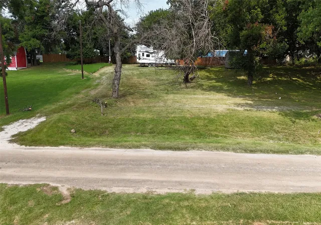 Photo 4 of Land for sale at 7074 Cherokee Trl, Weatherford, TX 76085 | MLS# 20997493 | Listing updated on 2026-08-26
