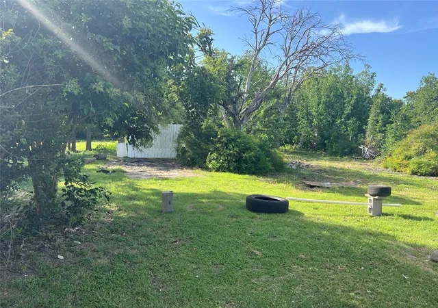 Photo 3 of Land for sale at 791 Hardeman, Italy, TX 76651 | MLS# 21000103 | Listing updated on 2026-07-15