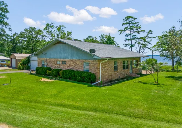 Photo 1 of Single family home for sale at 620 Shadywood Ln, Avinger, TX 75630 | MLS# 21002479 | Listing updated on 2026-07-25