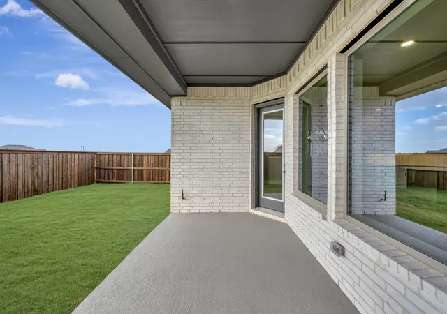 Photo 2 of Sale Pending at 741 Shinnery Oak Way, Waxahachie, TX 75165 | MLS# 21004237 | Listing updated on 2026-10-04