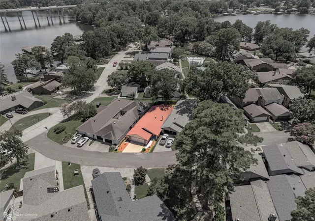 Photo 3 of Townhouse for sale at 5504 Flagstone Dr, Shreveport, LA 71119 | MLS# 21003168 | Listing updated on 2026-09-03