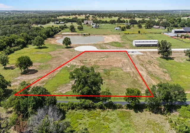 Homes for sale in Copper Canyon, TX | 630 Singh Rd, Copper Canyon, TX 75077 | MLS# 21004609