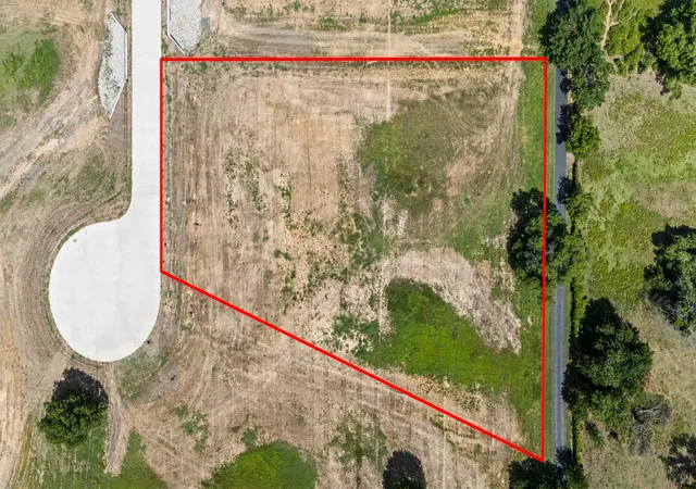 5th image of 630 Singh Rd, Copper Canyon, TX 75077 | MLS# 21004609