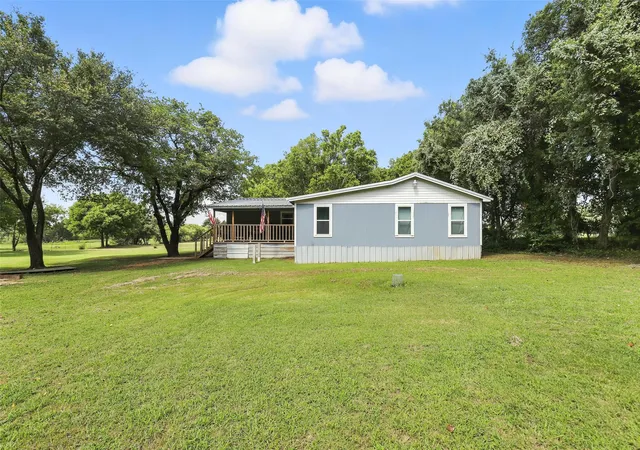 Photo 2 of Sale Pending at 5701 County Road 605b, Burleson, TX 76028 | MLS# 21002314 | Listing updated on 2026-07-24