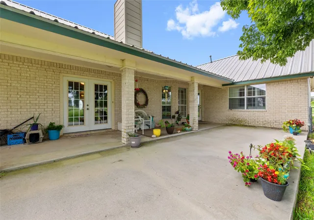 Homes for sale in De Leon, TX | 8430 Hwy 16, De Leon, TX 76444 | MLS# 21000807