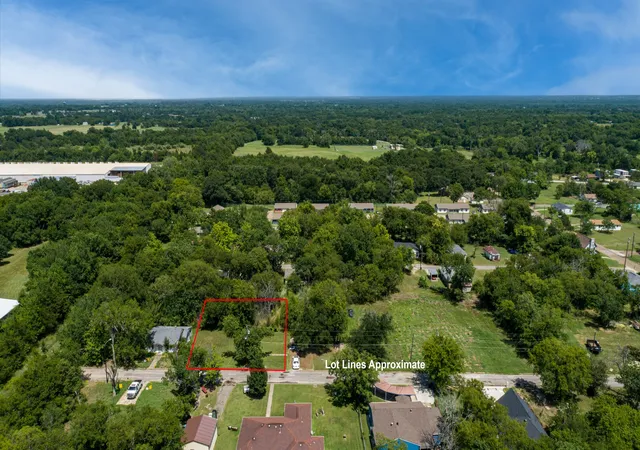 Photo 3 of Land for sale at 119 Norris St, Commerce, TX 75428 | MLS# 21005539 | Listing updated on 2026-07-21