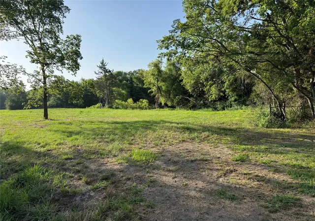 Photo 3 of Land for sale at 2109 Island, Bonham, TX 75418 | MLS# 21006020 | Listing updated on 2026-07-16