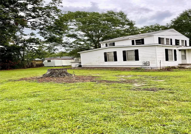 2nd image of 1937 Bailey Ave, Haynesville, LA 71038 | MLS# 21006193