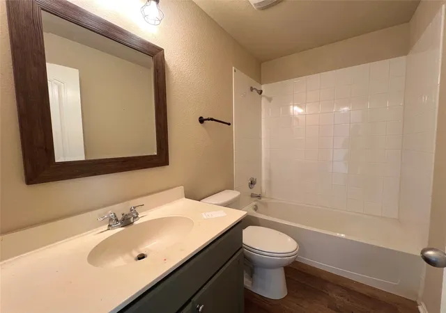 Photo 3 of Single family home for sale at 1017 Decker Dr, Fate, TX 75189 | MLS# 21006211 | Listing updated on 2026-07-12