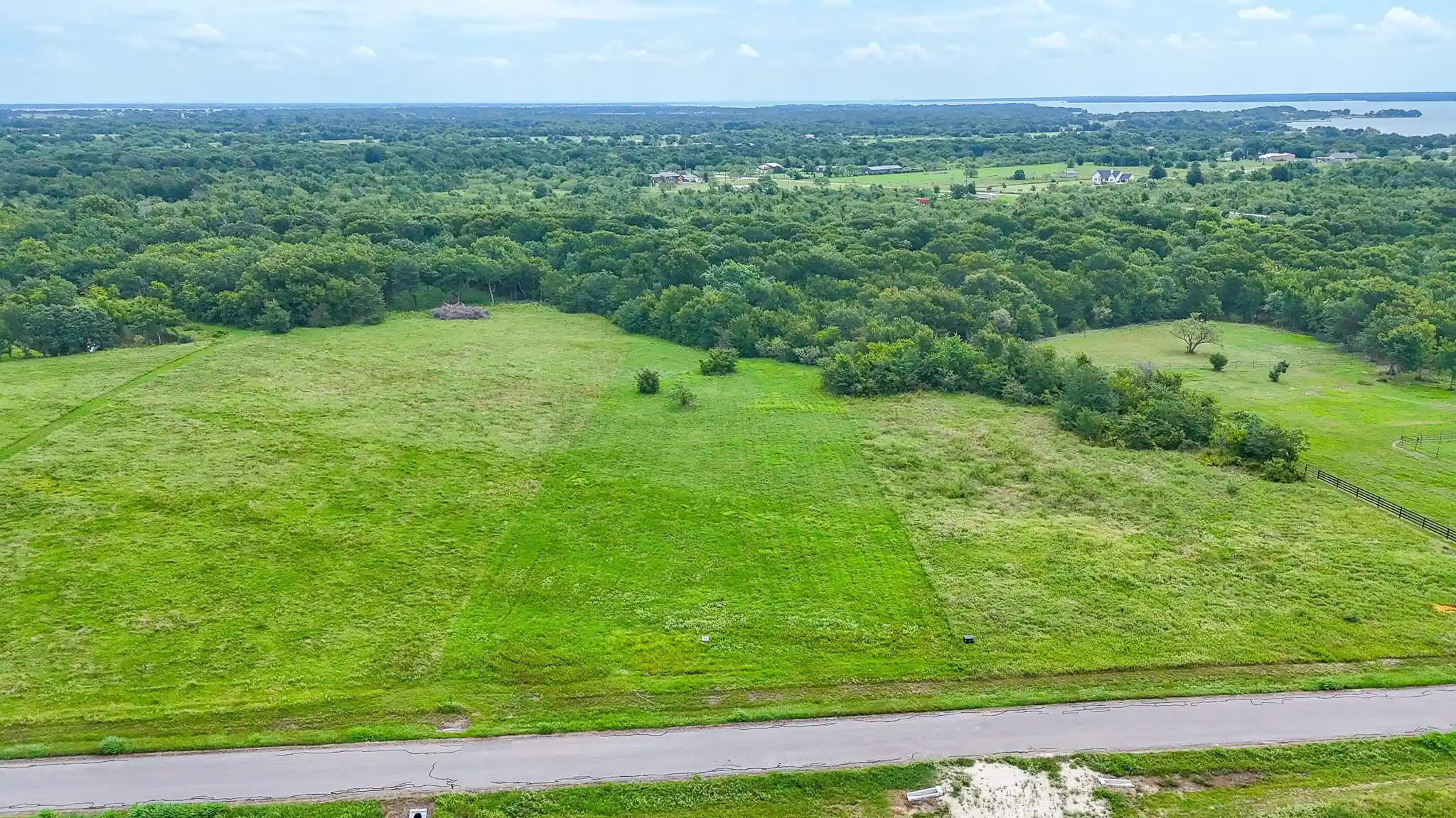 Photo 1 of Land for sale at 93 Stillwater Shores Dr, Corsicana, TX 75109 | MLS# 21006350 | Listing updated on 2026-01-17