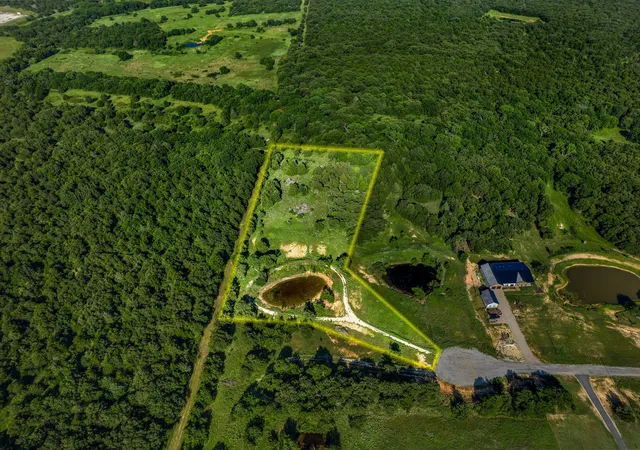 Photo 1 of Land for sale at 418 Pondview Ln, Nocona, TX 76255 | MLS# 21007373 | Listing updated on 2026-07-27