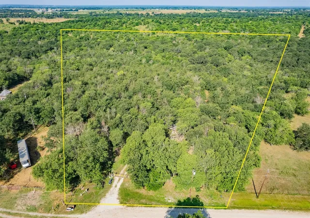 Homes for sale in Corsicana, TX | 3090 Sw Cr 0018, Corsicana, TX 75110 | MLS# 21005928