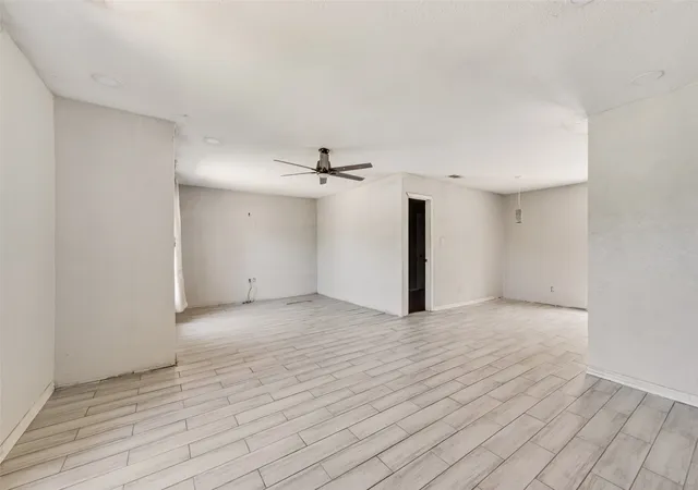 Photo 2 of Single family home for sale at 9502 Zelkova Cir, Dallas, TX 75249 | MLS# 21006365 | Listing updated on 2026-07-18