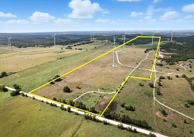 Homes for sale in Muenster, TX | 3207 County Road 431, Muenster, TX 76252 | MLS# 21009605