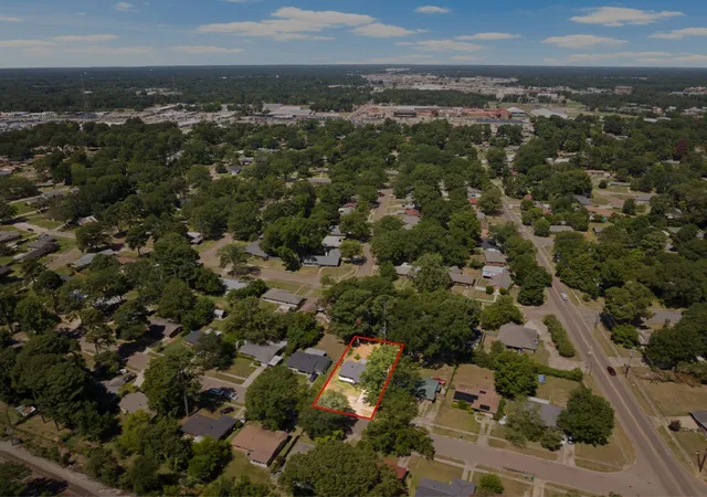 Homes for sale in Texarkana, TX | 3915 Sabine, Texarkana, TX 75503 | MLS# 21011944