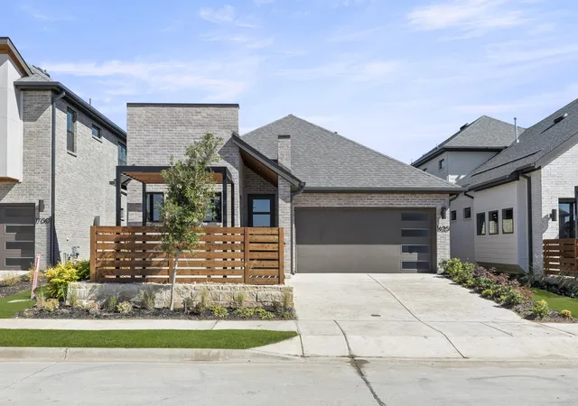 Photo 1 of Sale Pending at 1620 Morningside Dr, Melissa, TX 75454 | MLS# 21012192 | Listing updated on 2026-08-31