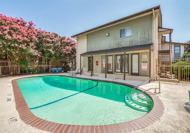 Homes for sale in Dallas, TX | 12816 Midway Road, Dallas, TX 75244 | Houzeo