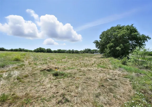 Photo 3 of Land for sale at Tbd 1 Eakin Cemetery Rd, Justin, TX 76247 | MLS# 21013973 | Listing updated on 2026-08-28