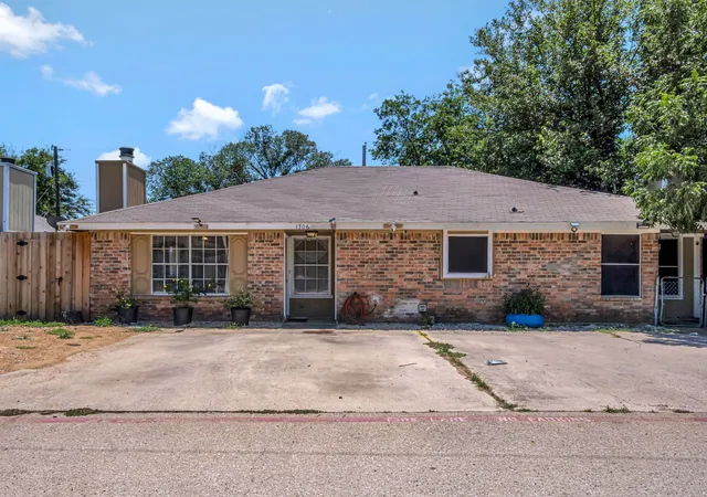 4th image of 1706 Windsong Ln, Irving, TX 75060 | MLS# 21013196