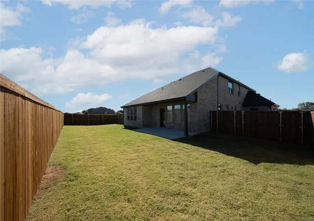 Photo 3 of Sale Pending at 107 National Ct, Forney, TX 75126 | MLS# 21014460 | Listing updated on 2026-07-16