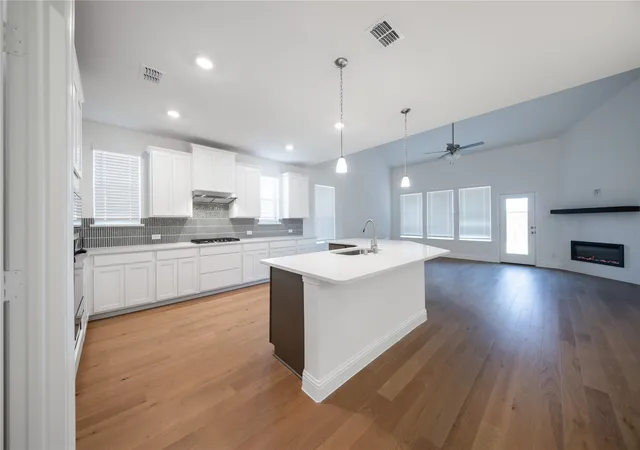 Photo 3 of Sale Pending at 107 National Ct, Forney, TX 75126 | MLS# 21014460 | Listing updated on 2026-07-16