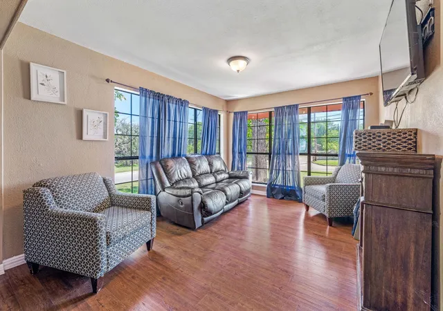 Photo 3 of Single family home for sale at 810 Alexander Rd, Stephenville, TX 76401 | MLS# 21010051 | Listing updated on 2026-09-18
