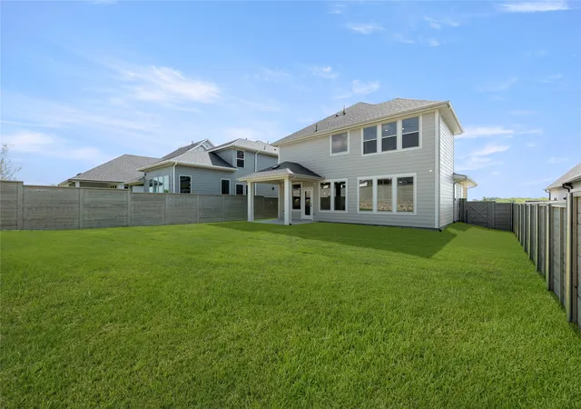 Photo 3 of Sale Pending at 8413 Acorn, Justin, TX 76247 | MLS# 21016230 | Listing updated on 2026-07-28