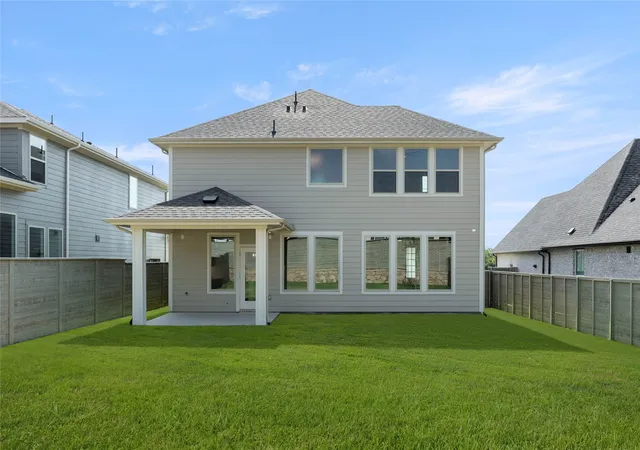 Photo 3 of Sale Pending at 8413 Acorn, Justin, TX 76247 | MLS# 21016230 | Listing updated on 2026-07-28