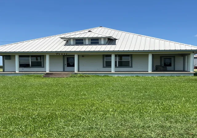 Homes for sale in Gordonville, TX | 20642 Fm 901, Gordonville, TX 76245 | MLS# 21015726