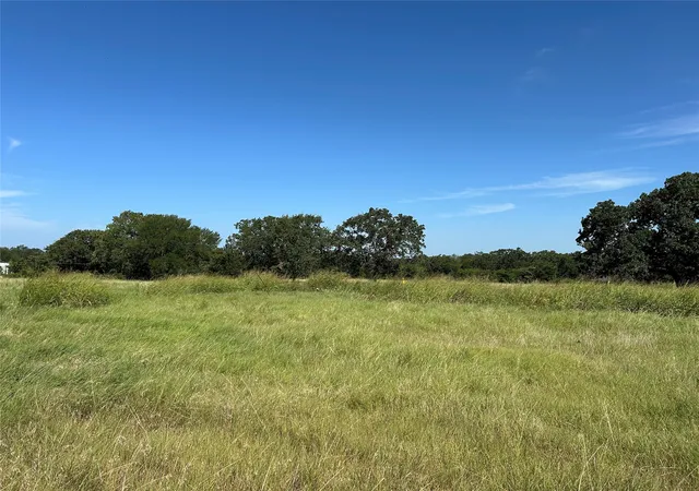 Photo 2 of Sale Pending at 6088 Us Hwy 380, Bridgeport, TX 76426 | MLS# 21017434 | Listing updated on 2026-08-31