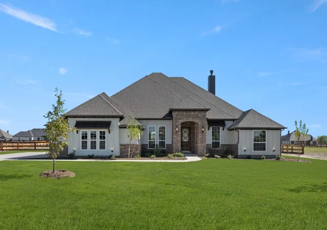 1st image of 9420 Bluestem Ln, Justin, TX 76247 | MLS# 21017686