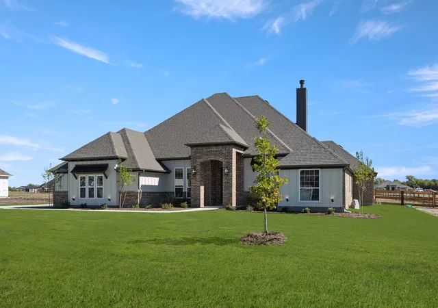 2nd image of 9420 Bluestem Ln, Justin, TX 76247 | MLS# 21017686