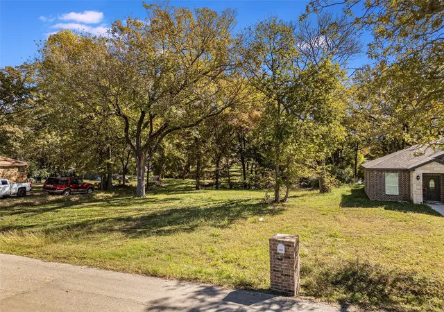 Photo 1 of Land for sale at 1001 Netherland Dr, Seagoville, TX 75159 | MLS# 21019447 | Listing updated on 2026-07-26