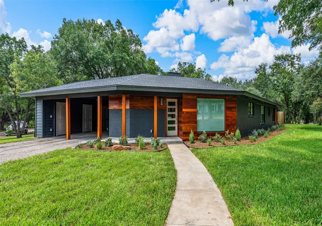 Photo 1 of Single family home for sale at 5205 Lockwood Dr, Waco, TX 76710 | MLS# 21019158 | Listing updated on 2026-07-10