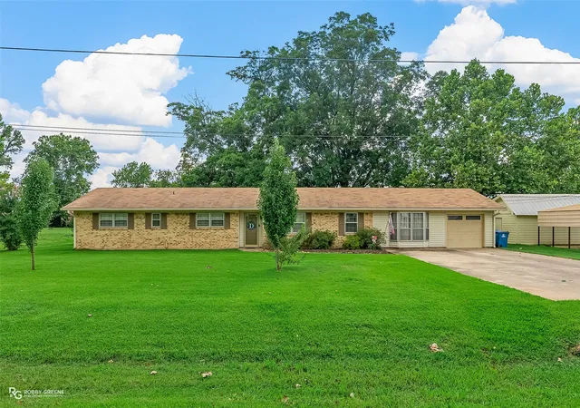 Photo 1 of Single family home for sale at 4735 Rebouche Rd, Bossier City, LA 71111 | MLS# 20991273 | Listing updated on 2026-10-02
