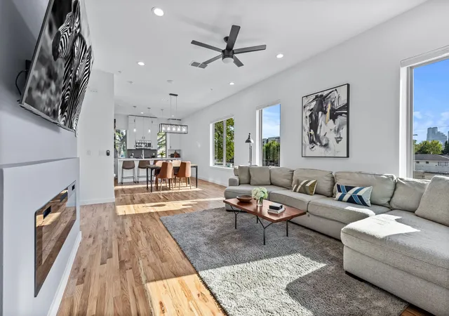 Listing Photo 5 - Condo for sale in building located at 4204 San Jacinto St, Dallas, TX 75204 - Unit #101