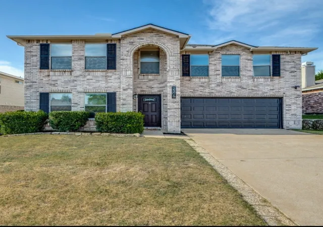 Photo 2 of Sale Pending at 2308 Spruce Meadow Ln, Mc Kinney, TX 75071 | MLS# 21020923 | Listing updated on 2026-08-18