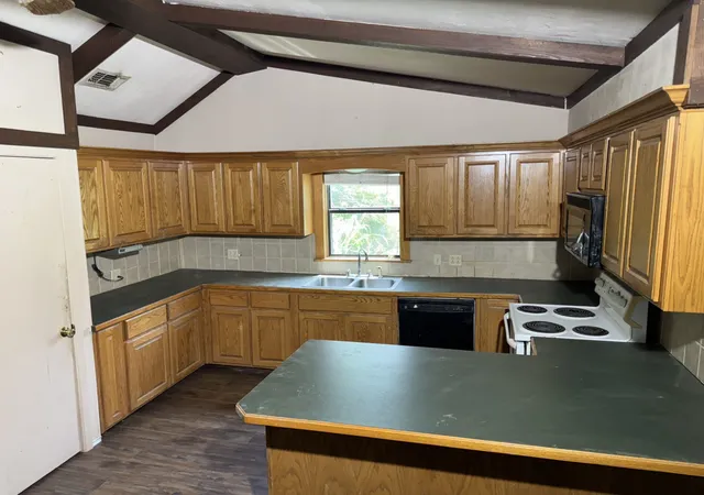 Homes for sale in Bagwell, TX | 137 County Road 2362, Bagwell, TX 75412 | MLS# 21022692