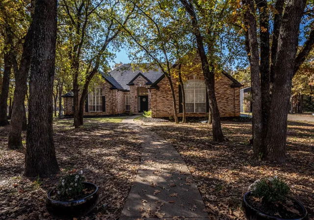 Photo 1 of Single family home for sale at 230 River Oaks Dr, Seagoville, TX 75159 | MLS# 21022555 | Listing updated on 2026-07-15