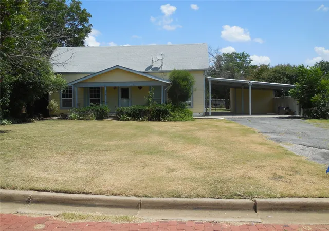 Homes for sale in Ranger, TX | 316 Mesquite St, Ranger, TX 76470 | MLS# 21023440