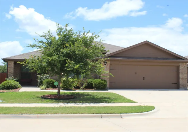Homes for sale in Crowley, TX | 624 Yarborough St, Crowley, TX 76036 | MLS# 21023158