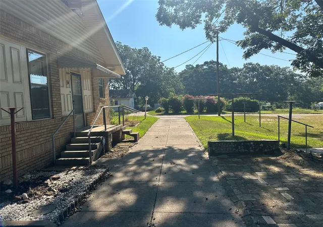 Photo 3 of Single family home for sale at 2276 Main St, Haynesville, LA 71038 | MLS# 21020719 | Listing updated on 2026-07-16