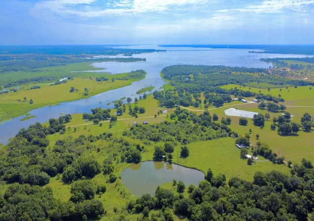 Photo 3 of Land for sale at 800 S 45 Hwy #E, Richland, TX 76681 | MLS# 21015045 | Listing updated on 2026-07-14
