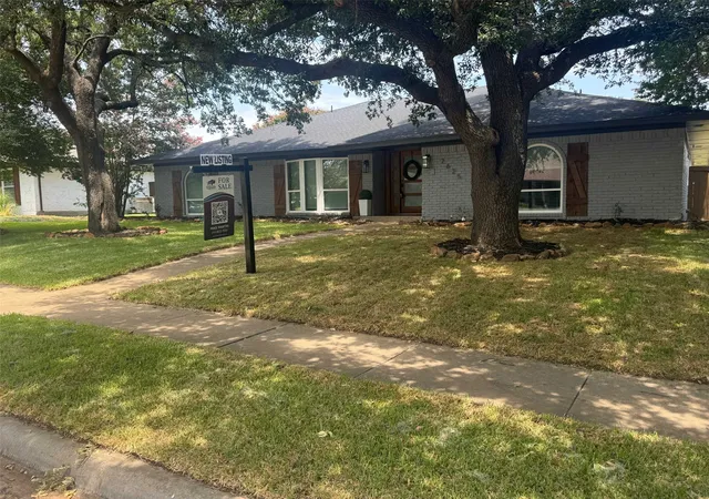 Photo 2 of Single family home for sale at 2625 Mollimar Dr, Plano, TX 75075 | MLS# 21019204 | Listing updated on 2026-08-20