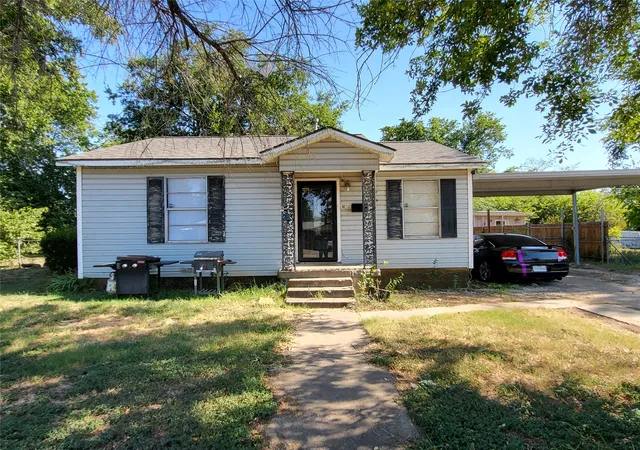 Homes for sale in Haltom City, TX | 4208 Patricia St, Haltom City, TX 76117 | MLS# 21025281