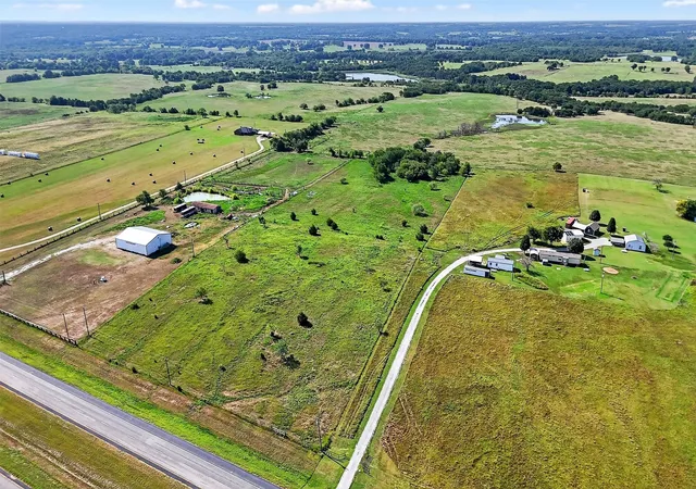 Photo 2 of Land for sale at Tbd W Us Hwy 82, Savoy, TX 75479 | MLS# 21022019 | Listing updated on 2026-08-02