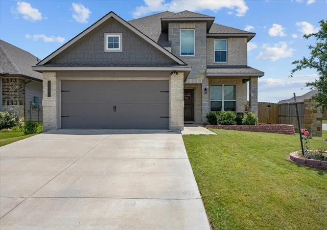 Photo 1 of Sale Pending at 3501 Beutel Rd, Lorena, TX 76655 | MLS# 21026437 | Listing updated on 2026-08-25